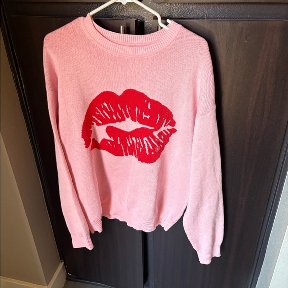 PacSun Pink Knit with Red Graphic - Picture 1 of 4